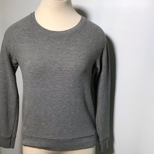 🦄Top Shop gray ribbed pullover crew neck size 4
